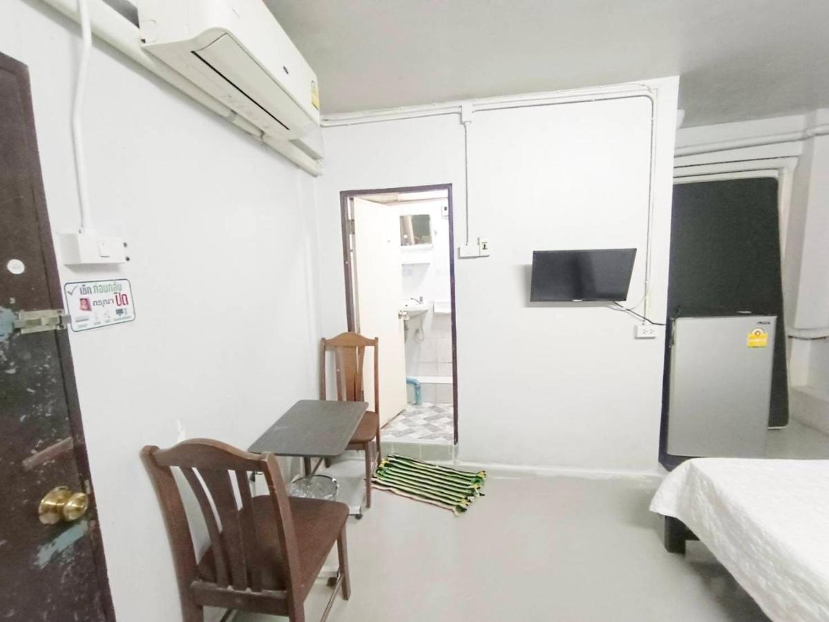 ห้องพักสุขสบายวังหลัง バンコク都 エクステリア 写真